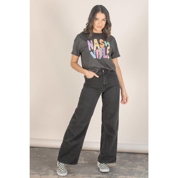 Multicolor Lightning on Charcoal Gray Nashville Graphic Tee Size Small - Picture 2 of 2